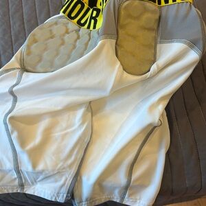 Two underarmer shorts with padding